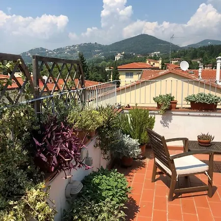Quarto em Acomodações Particulares Attico Duse In Famiglia Florença